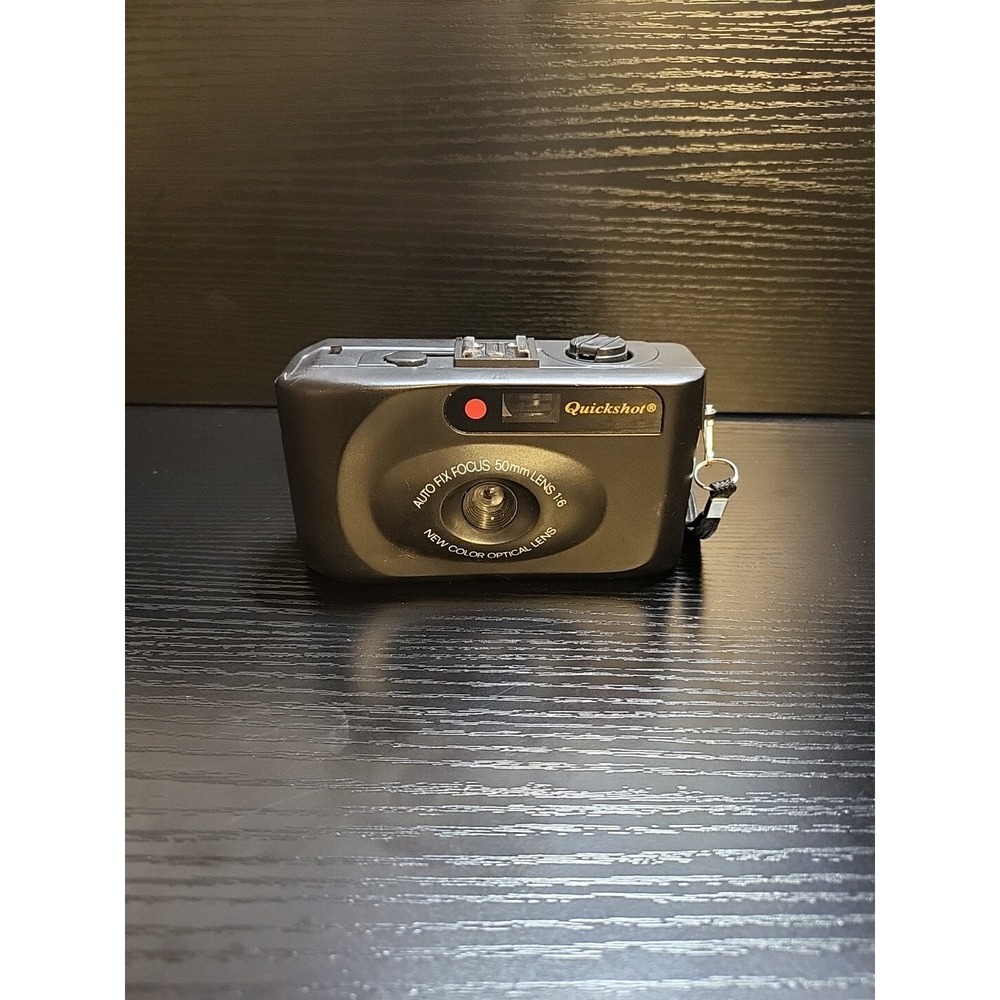 Quickshot 35mm CAMERA